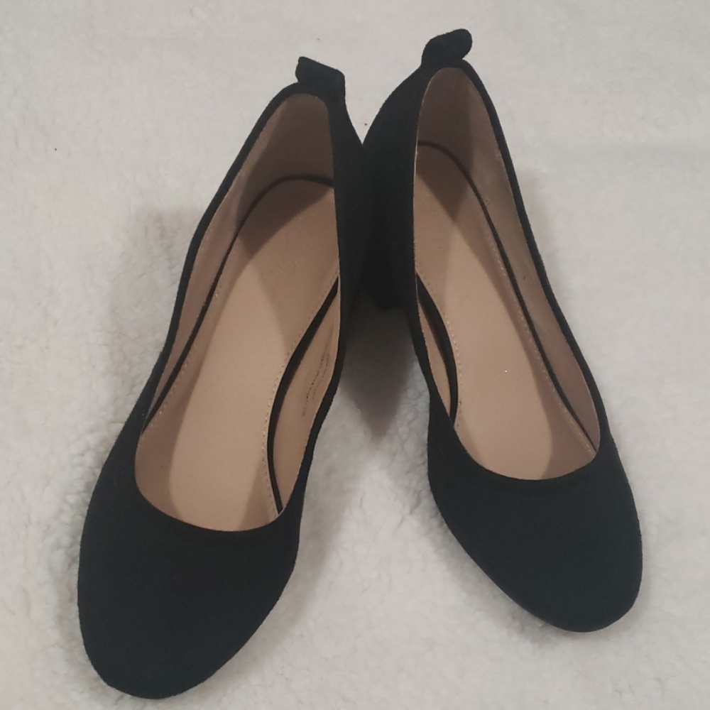 Black heels